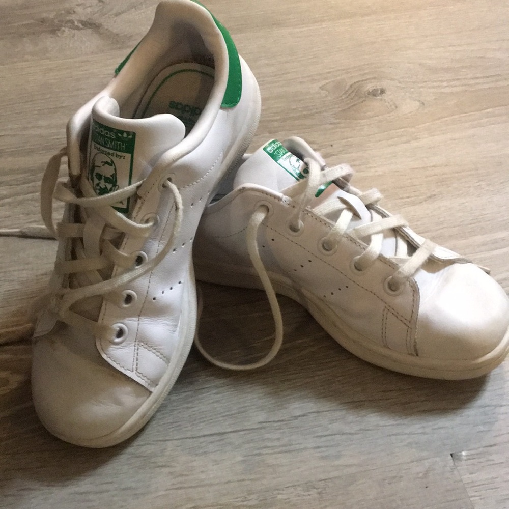 Adidas Stan Smith White & Green, size 1 1/2